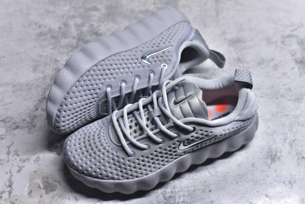 Nike Mind 002 Closed-Toe Massage Training Sneaker HQ4308-001
