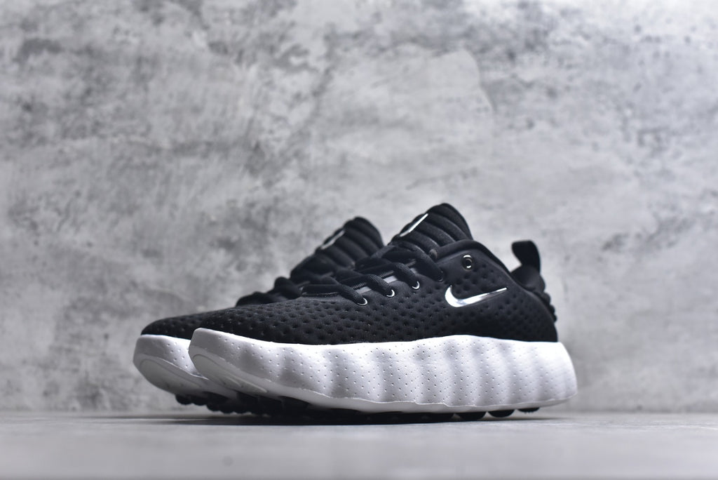 Nike Mind 002 Closed-Toe Massage Training Sneaker HQ4308-002