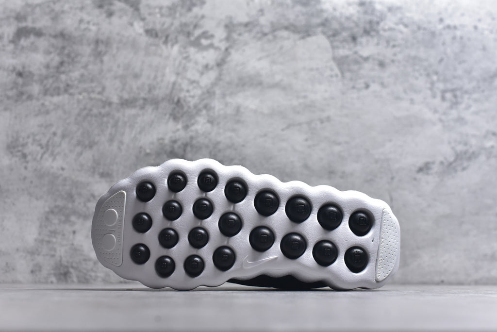 Nike Mind 002 Closed-Toe Massage Training Sneaker HQ4308-002