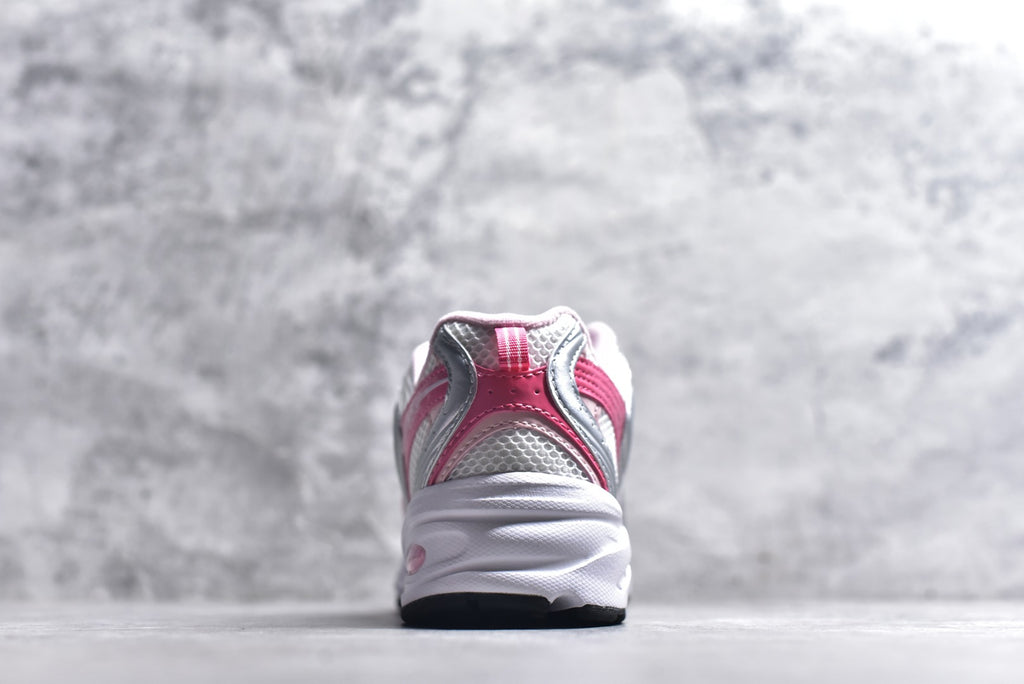 New Balance 530 Retro Breathable Running Sneaker U53022Q (Unisex)