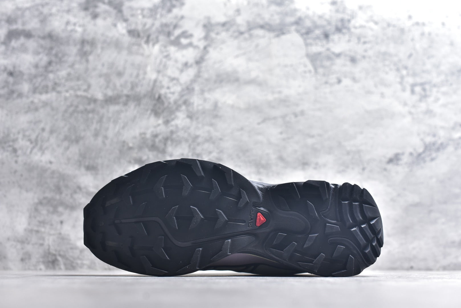 Salomon XT-6 | Retro Trail Running Sneaker | 477376