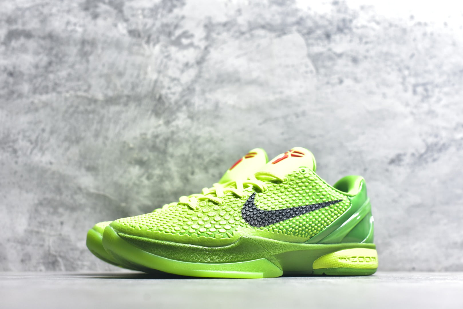 Nike Zoom Kobe 6 | Performance Basketball Shoe | CW2190-300