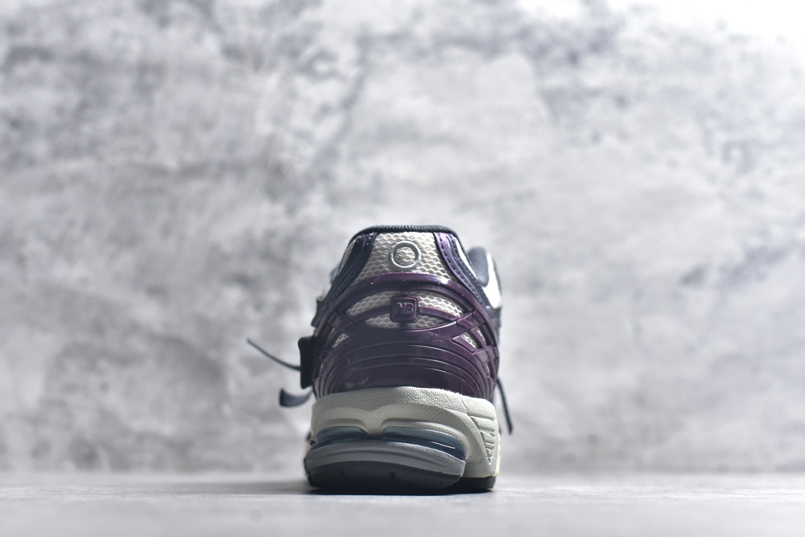 New Balance 1906 | Retro Dad Sneaker | U1906ANB