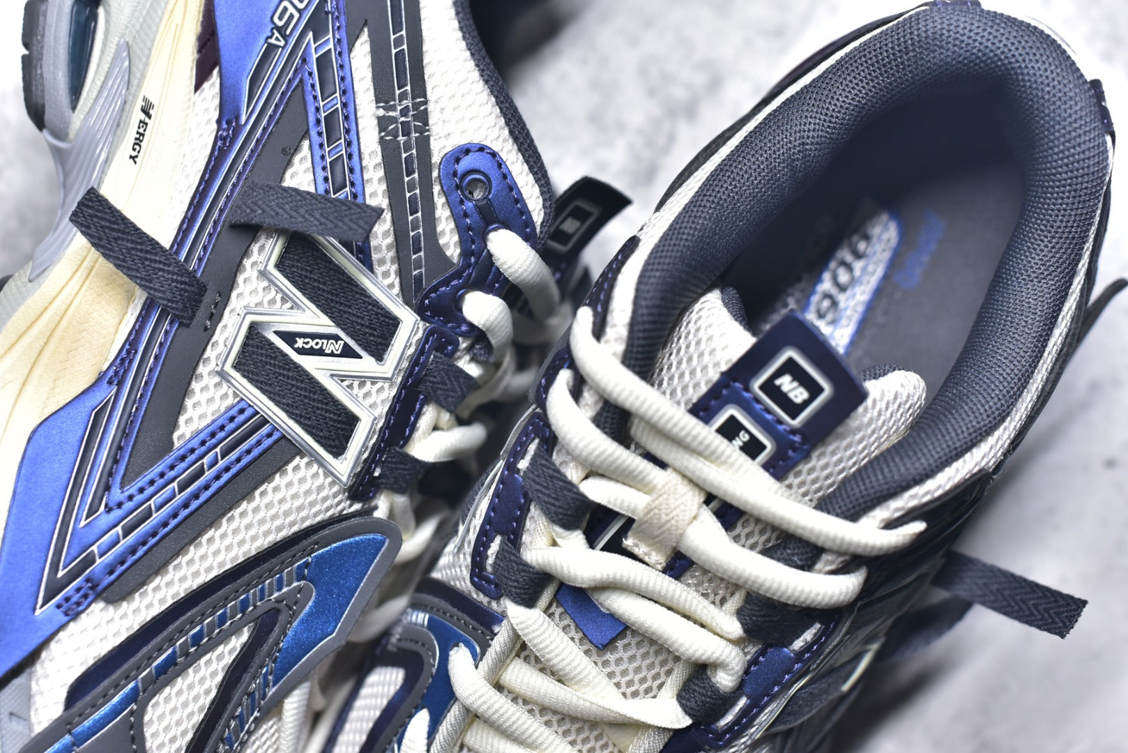 New Balance 1906 | Retro Dad Sneaker | U1906ANB