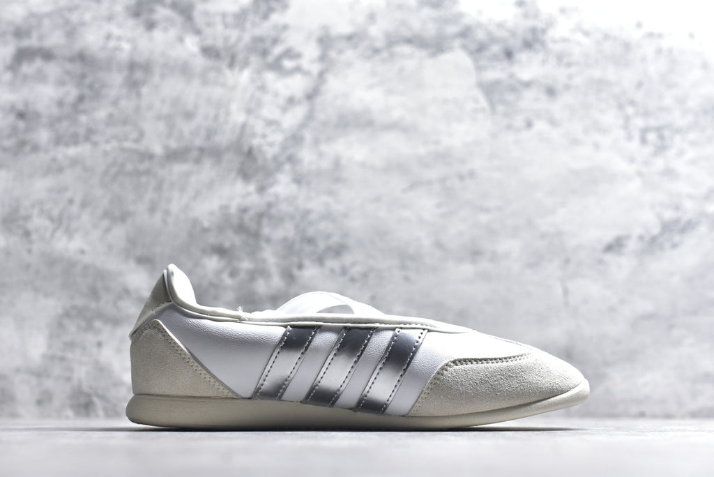 Adidas Barreda Mary Jane | Lightweight Flat Casual Shoe | HQ7400
