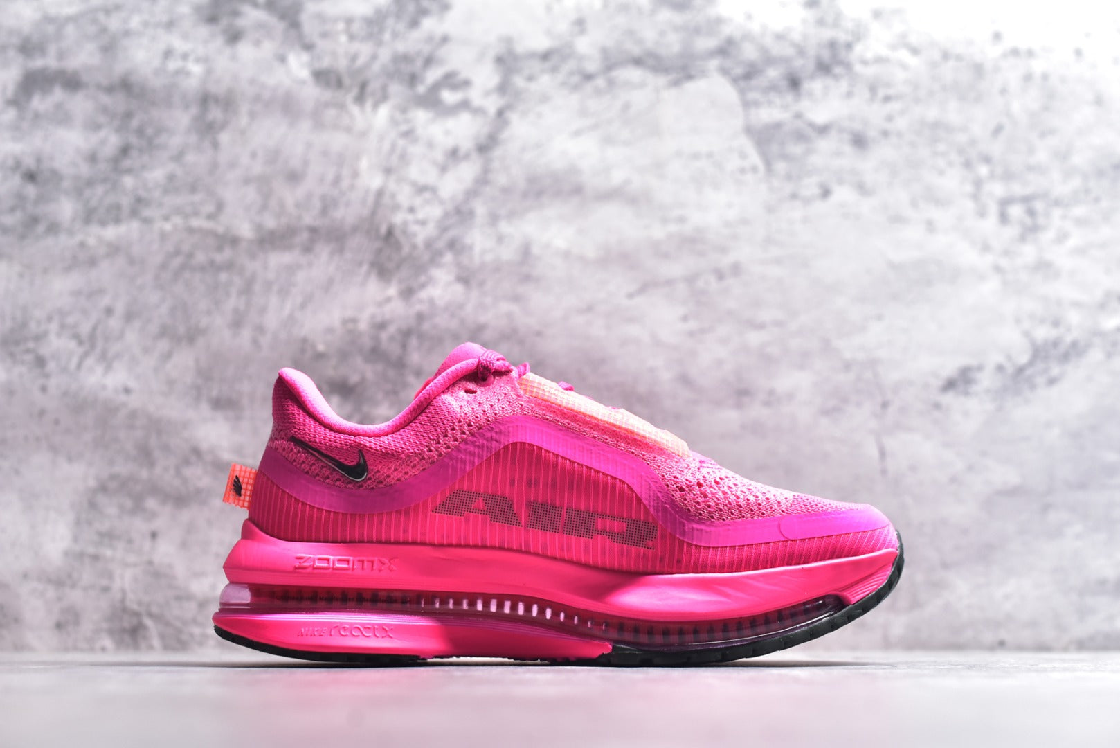 Nike Air Zoom Pegasus Premium | Air-Cushioned Running Shoe | HQ2592-600