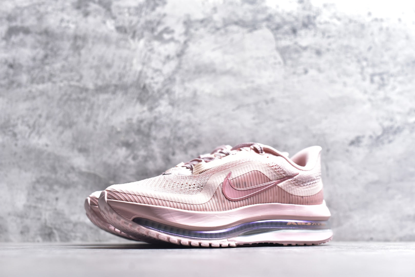 Nike Air Zoom Pegasus Premium | Air-Cushioned Running Shoe | HQ2593-601