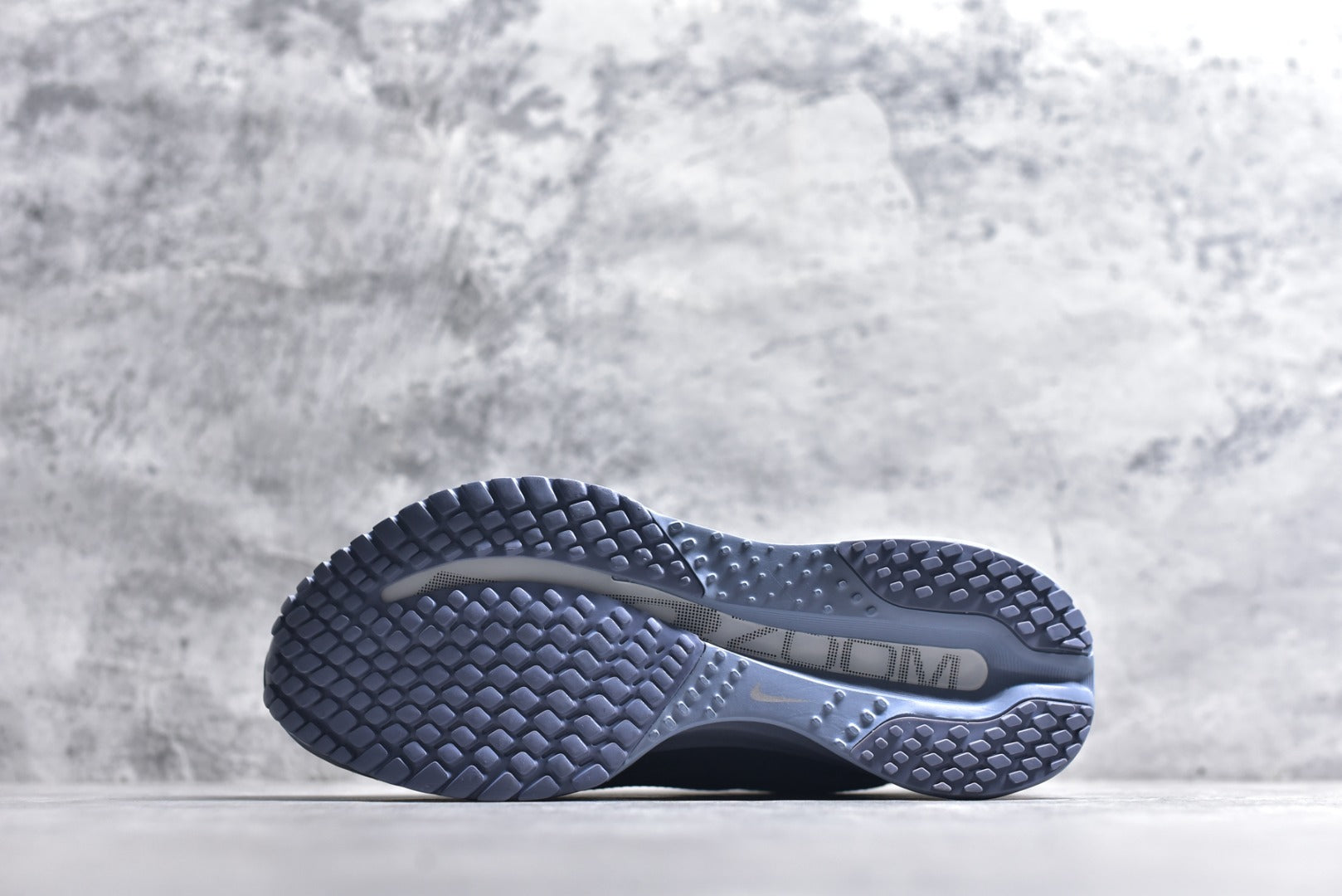 Nike Air Zoom Pegasus Premium | Air-Cushioned Running Shoe | HQ2590-006