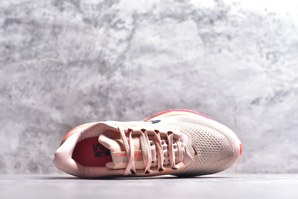 Nike Air Zoom Pegasus Premium | Air-Cushioned Running Shoe | II6308-600