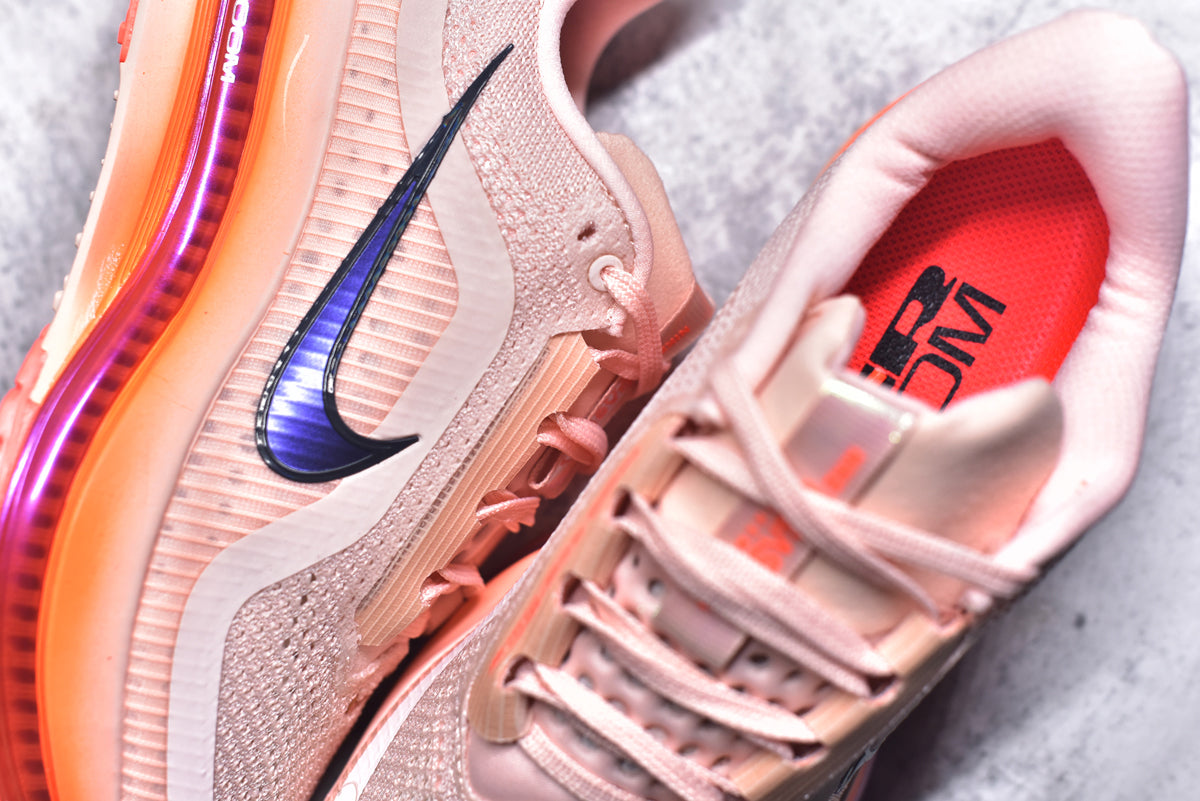 Nike Air Zoom Pegasus Premium | Air-Cushioned Running Shoe | II6308-600