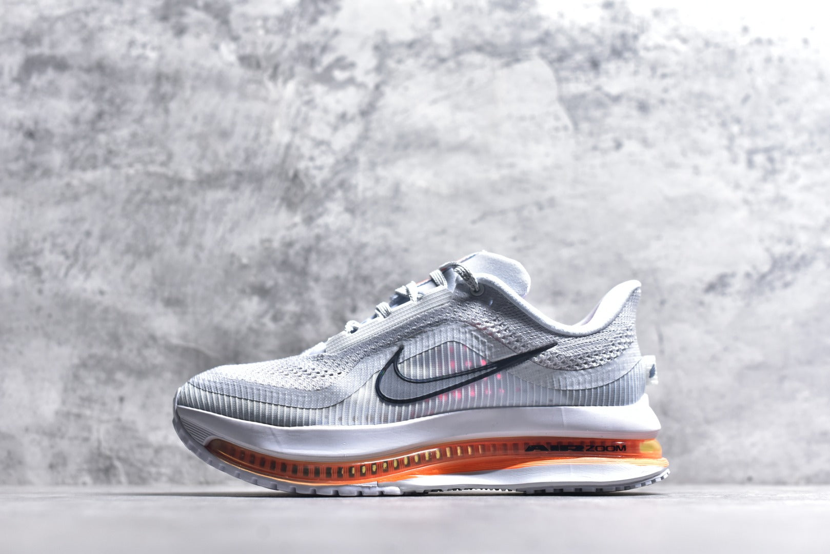 Nike Air Zoom Pegasus Premium | Air-Cushioned Running Shoe | HQ2593-001