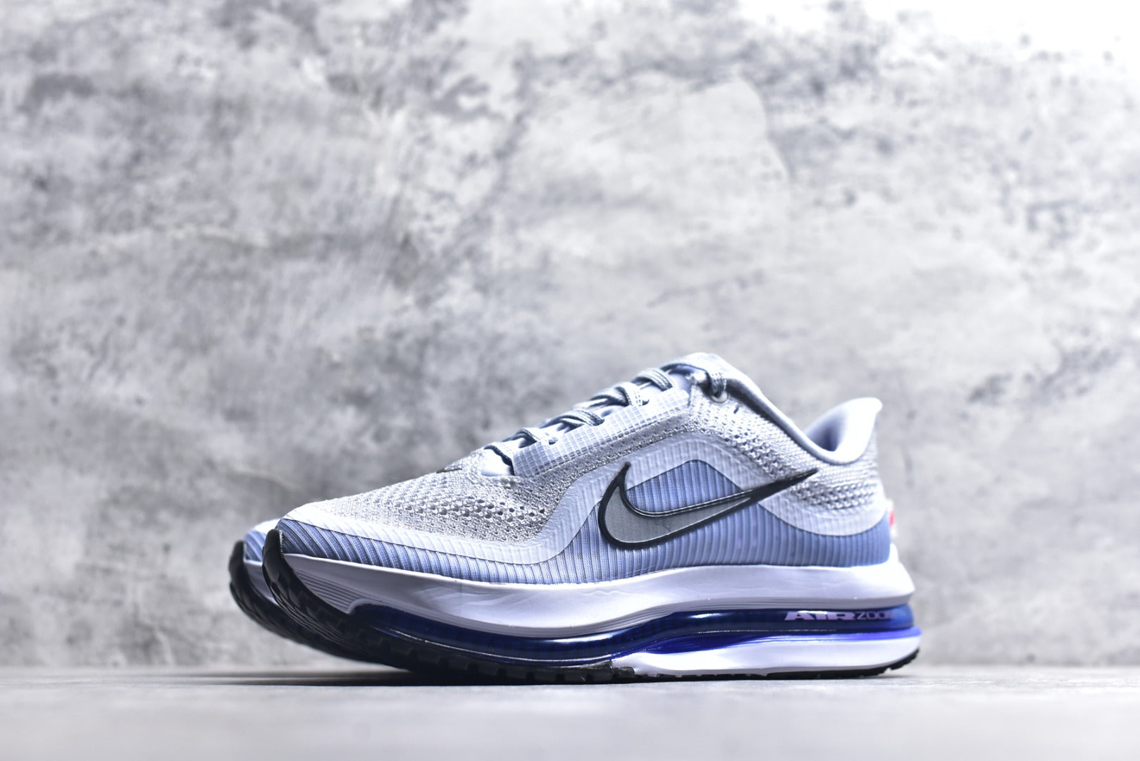 Nike Air Zoom Pegasus Premium | Air-Cushioned Running Shoe | HQ2592-004