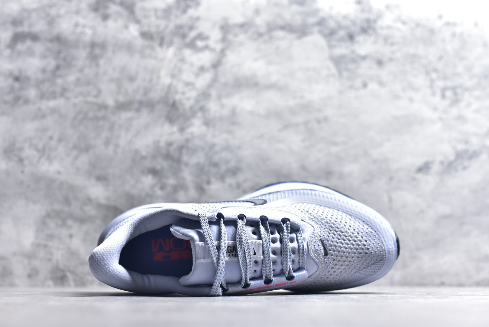 Nike Air Zoom Pegasus Premium | Air-Cushioned Running Shoe | HQ2592-004
