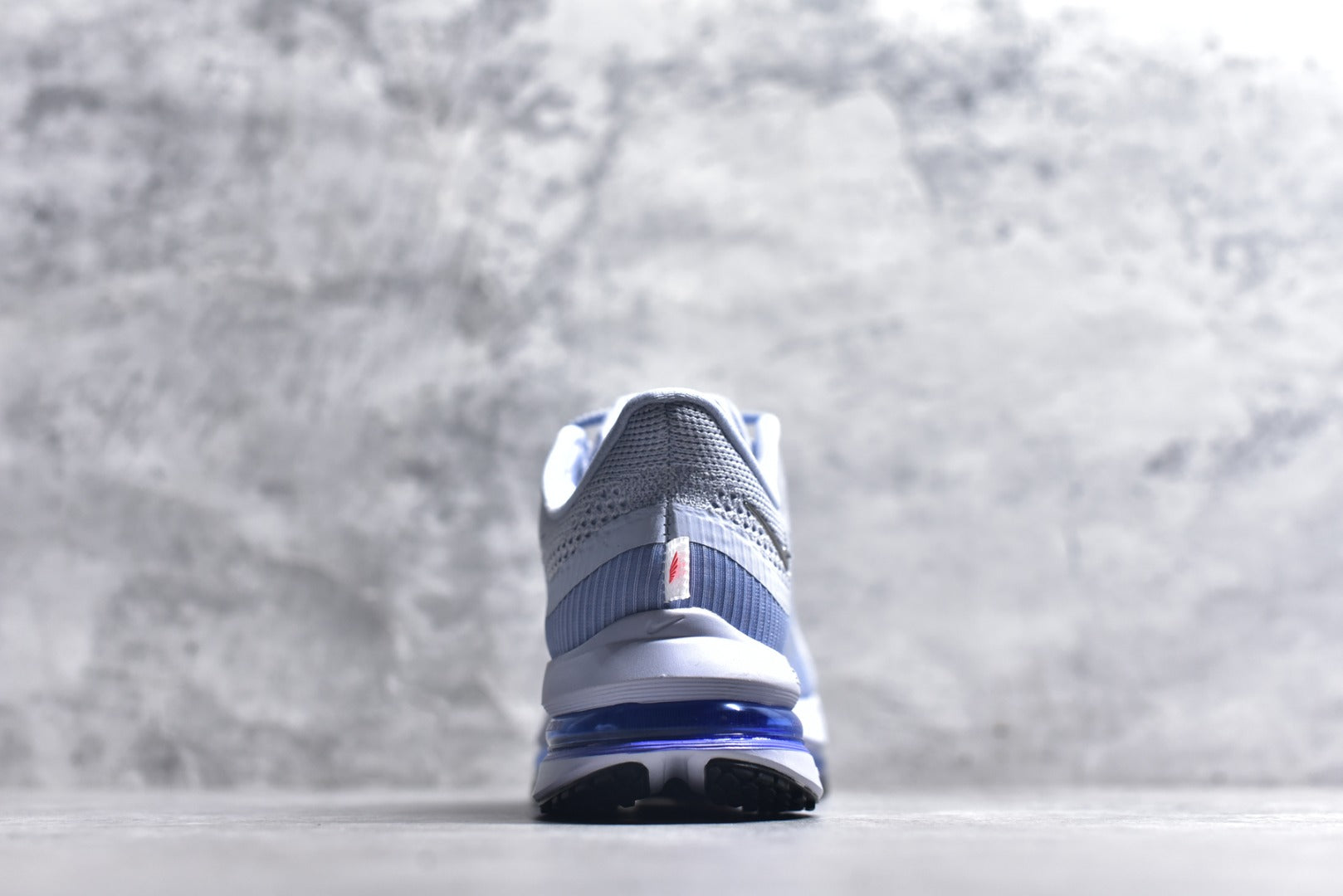 Nike Air Zoom Pegasus Premium | Air-Cushioned Running Shoe | HQ2592-004