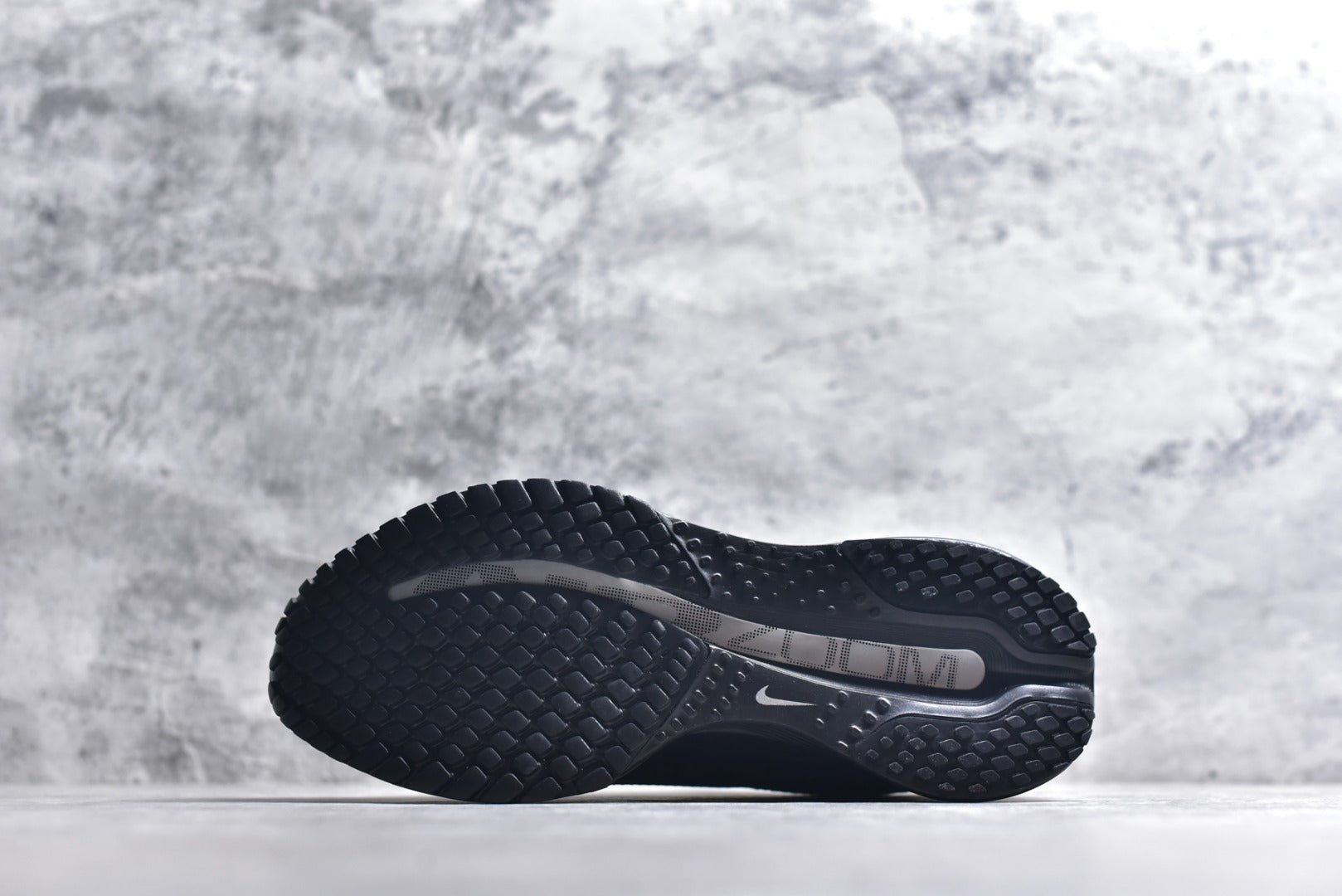 Nike Air Zoom Pegasus Premium | Air-Cushioned Running Shoe | HQ2593-005