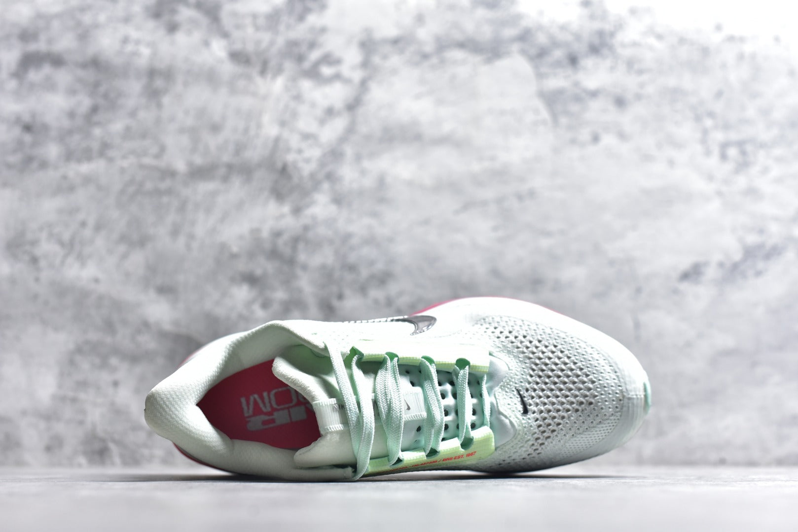 Nike Air Zoom Pegasus Premium | Air-Cushioned Running Shoe | HQ2592-301