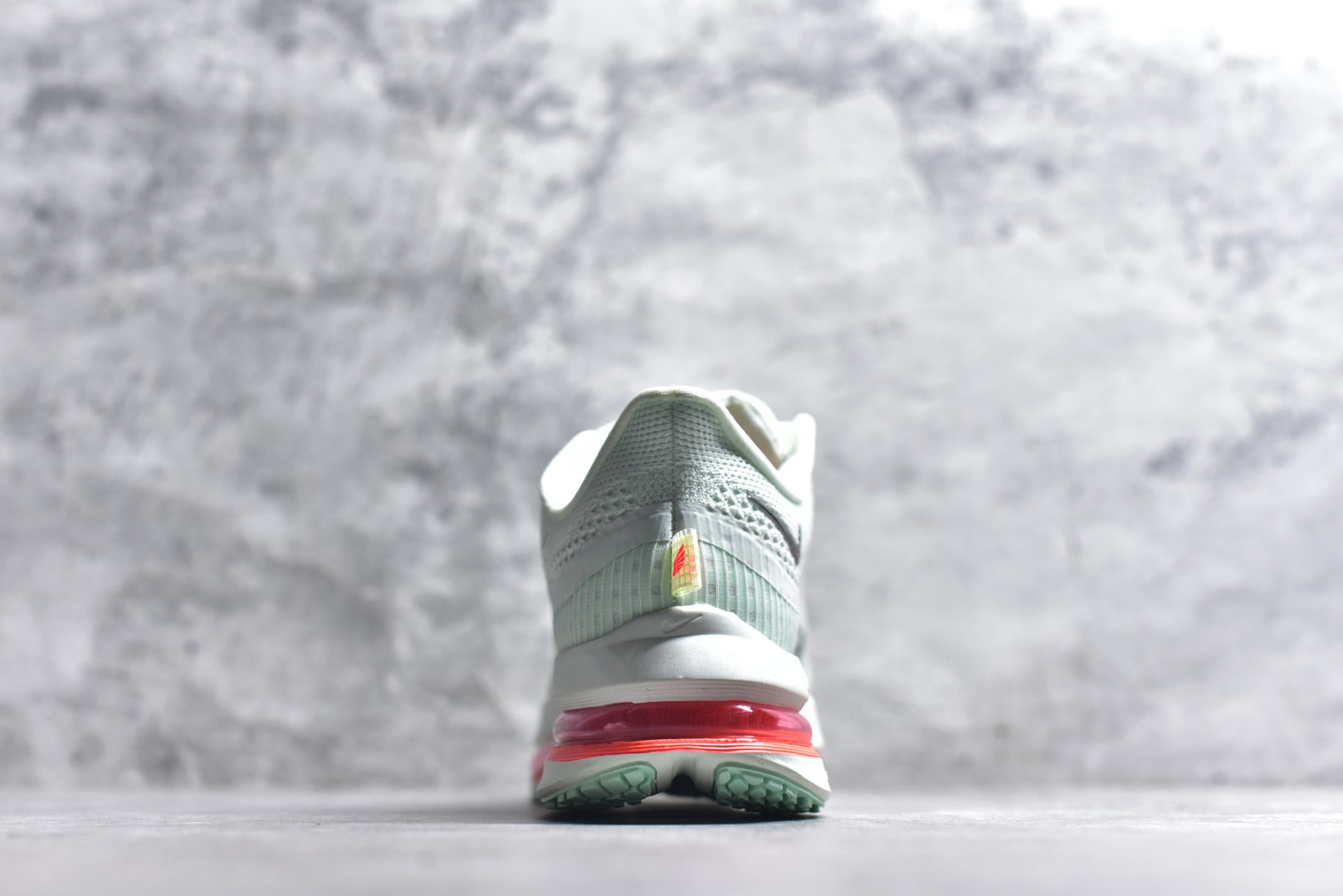 Nike Air Zoom Pegasus Premium | Air-Cushioned Running Shoe | HQ2592-301