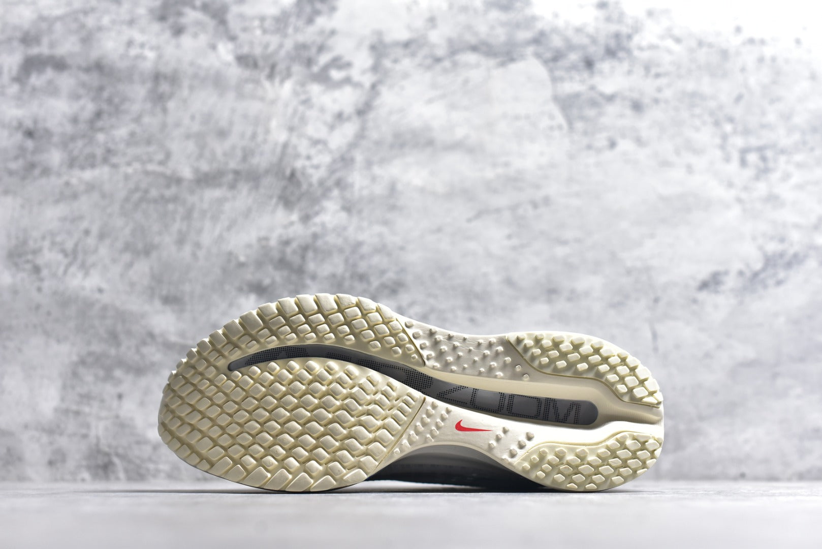 Nike Air Zoom Pegasus Premium | Air-Cushioned Running Shoe | IH7347-111
