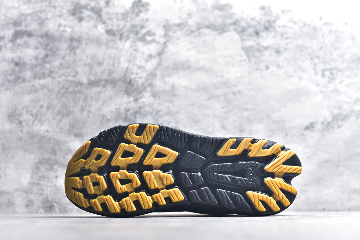 Hoka One One Kawana Running Shoe — 1147930 BBLC