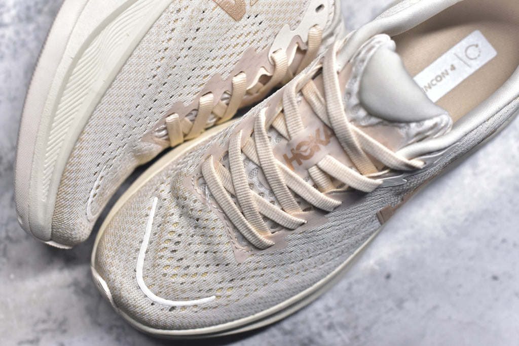 Hoka One One Kawana Running Shoe — 11551314 VCH