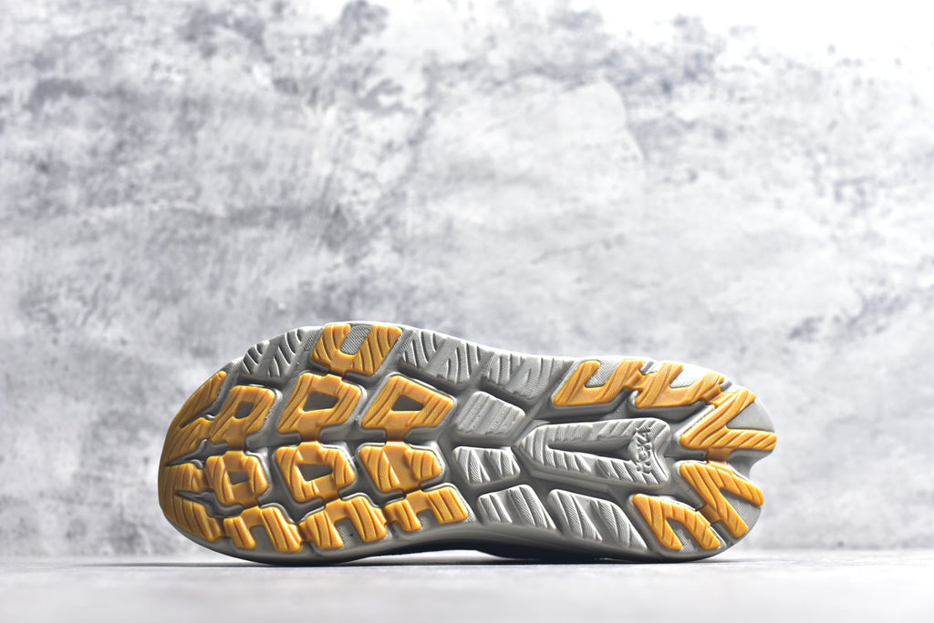 Hoka One One Kawana Running Shoe — 1147930 VCK