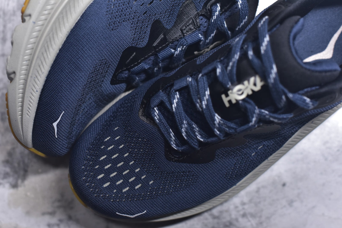 Hoka One One Kawana Running Shoe — 1147930 VCK