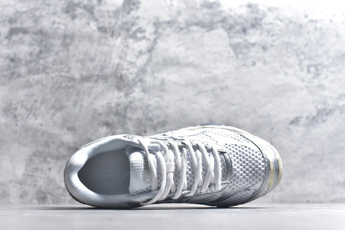 Asics Gel-Cumulus 16 Running Shoe — 1203A733-102 White