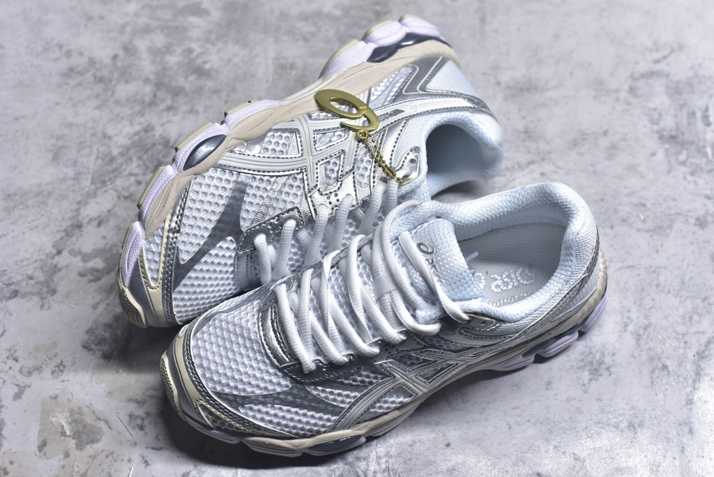 Asics Gel-Cumulus 16 Running Shoe — 1203A733-102 White
