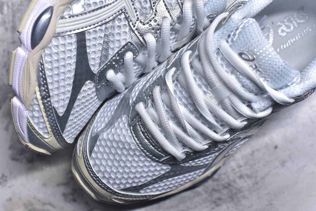 Asics Gel-Cumulus 16 Running Shoe — 1203A733-102 White
