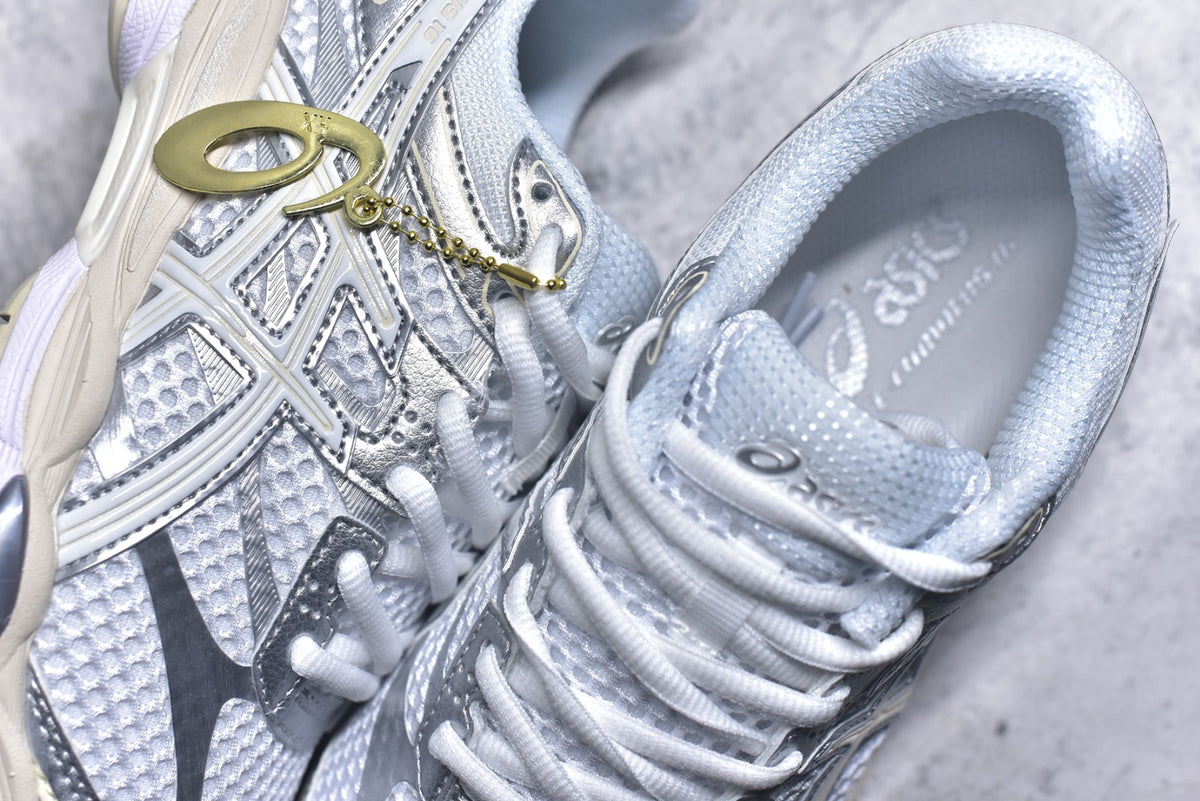 Asics Gel-Cumulus 16 Running Shoe — 1203A733-102 White