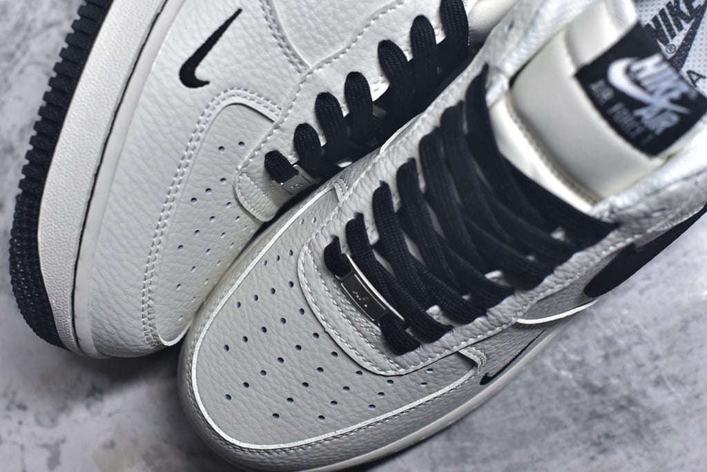 Nike Air Force 1 '07 LV8 — NH0601-546
