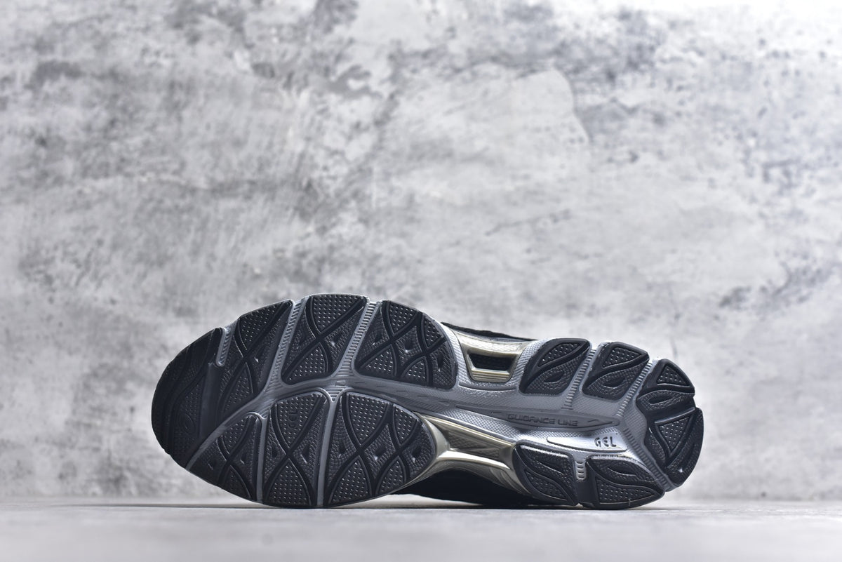 Asics Gel-NYC Sneaker — 1203A383-024