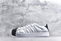 Adidas Superstar 2 ST Low-Top Sneaker — IH6679