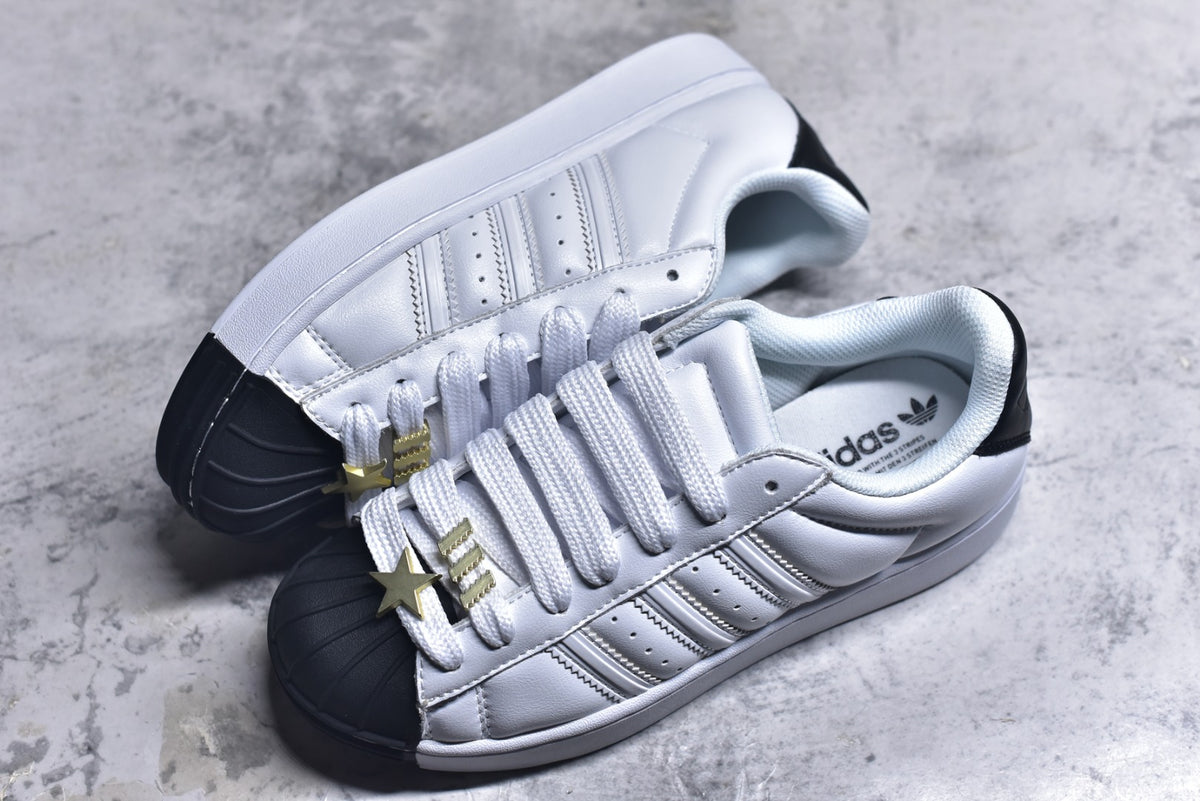 Adidas Superstar 2 ST Low-Top Sneaker — IH6679