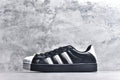 Adidas Superstar 2 ST Low-Top Sneaker — JR7444